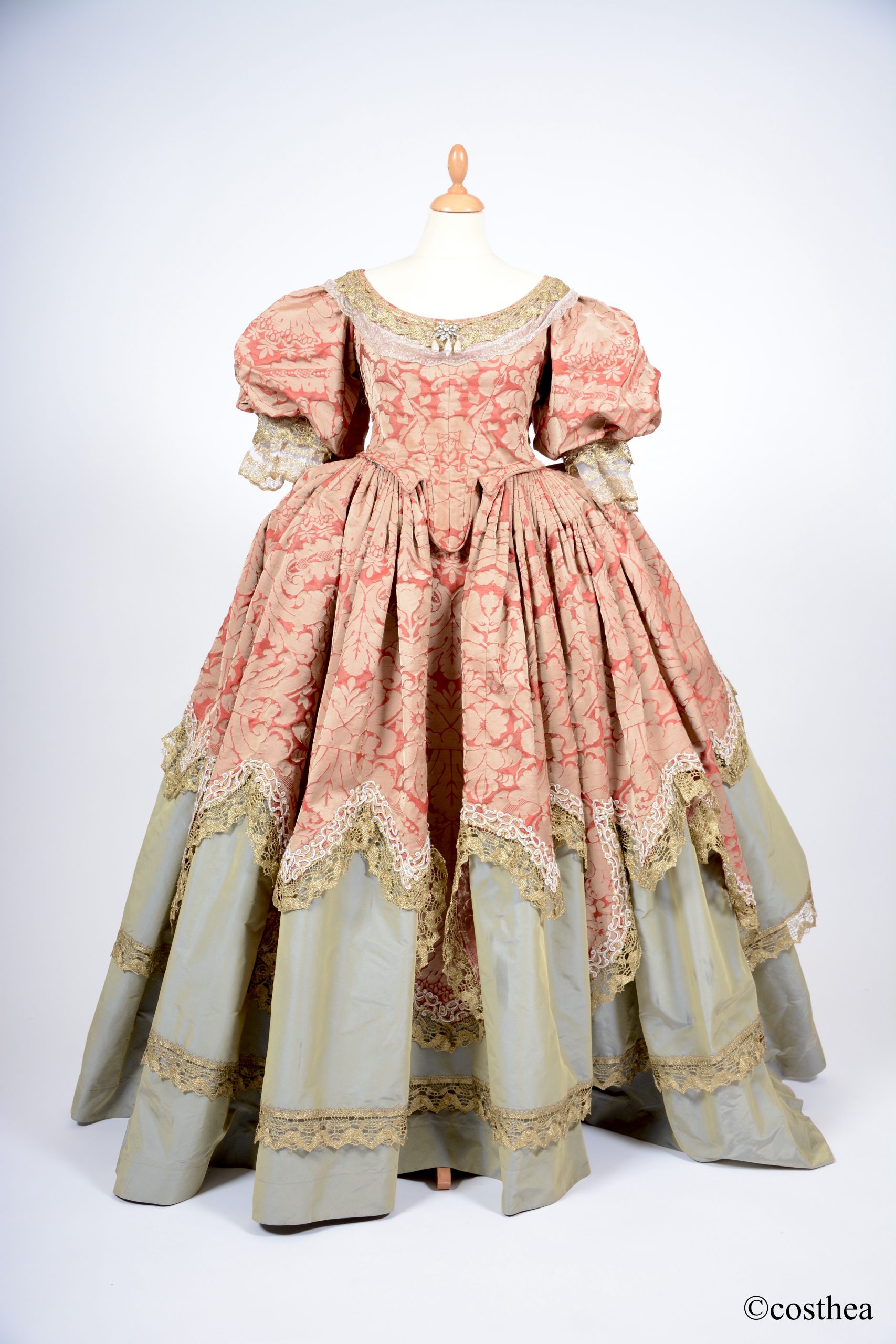 Robe Louis XIII